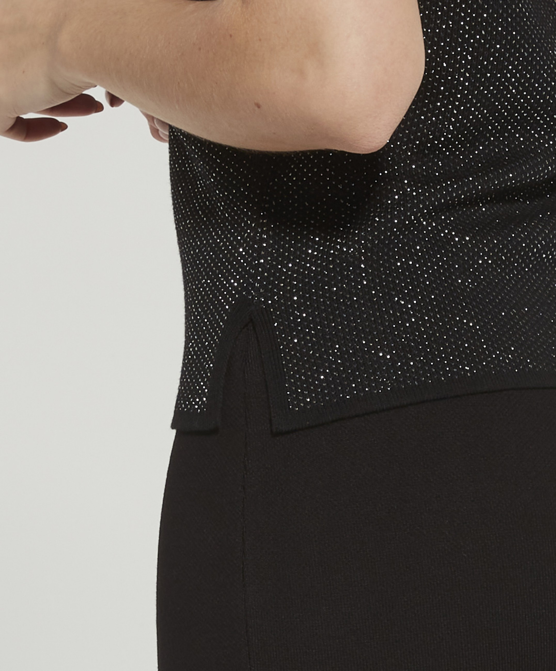 Obrazek Bluzka damska 9214671 (czarny)