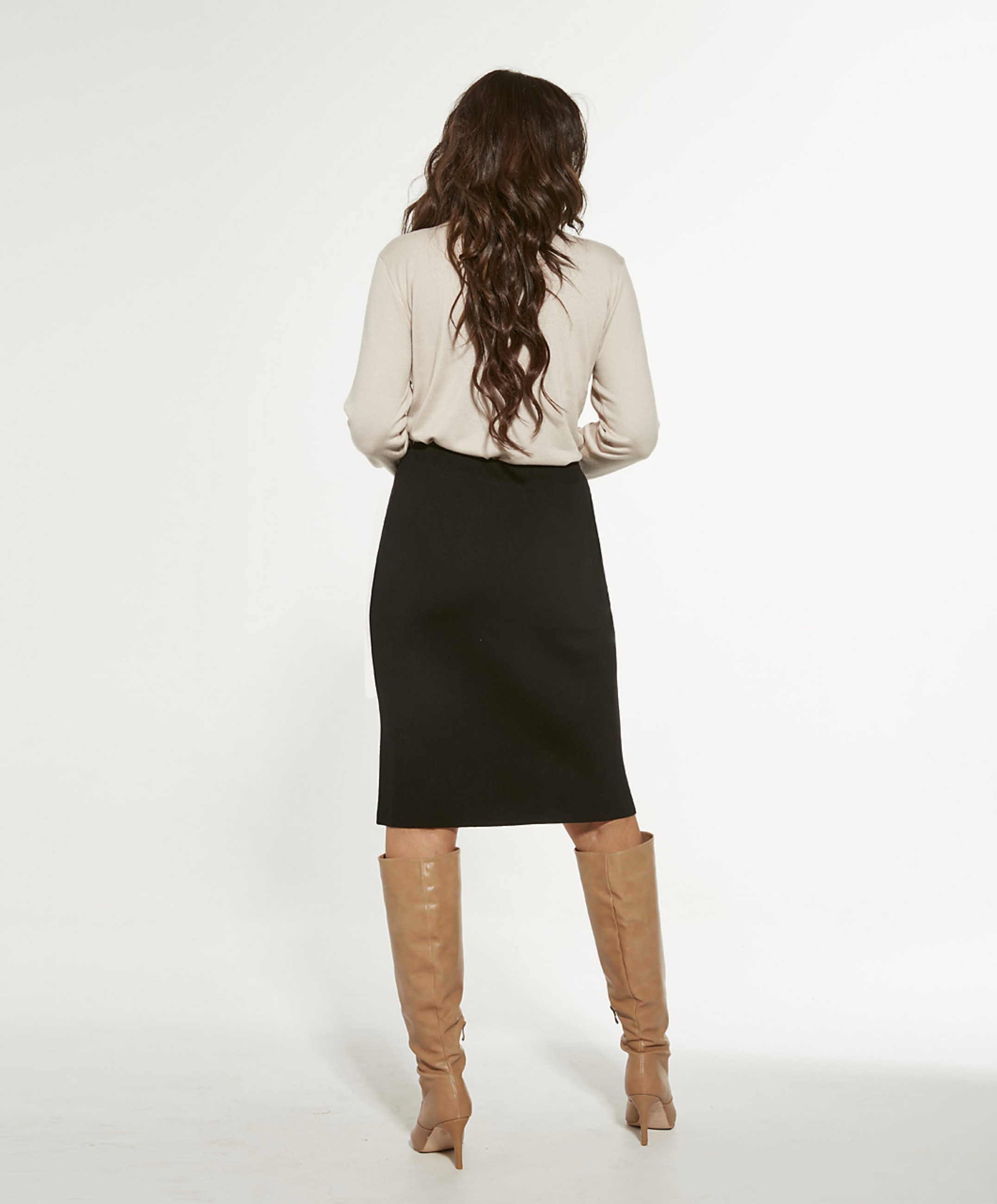 Obrazek Spódnica damska 9214241 (czarny)