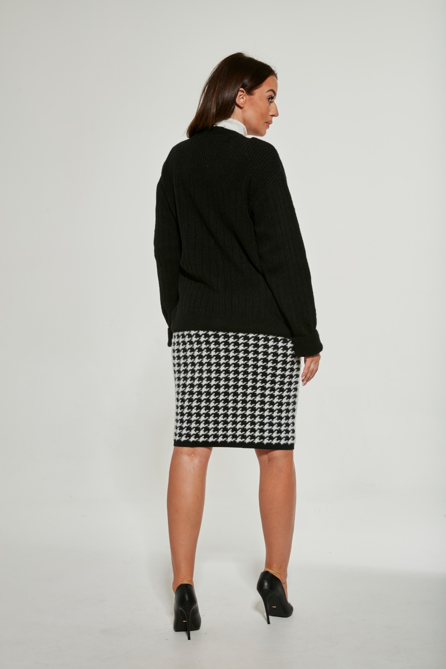 Obrazek Sweter damski 9213961 (czarny)