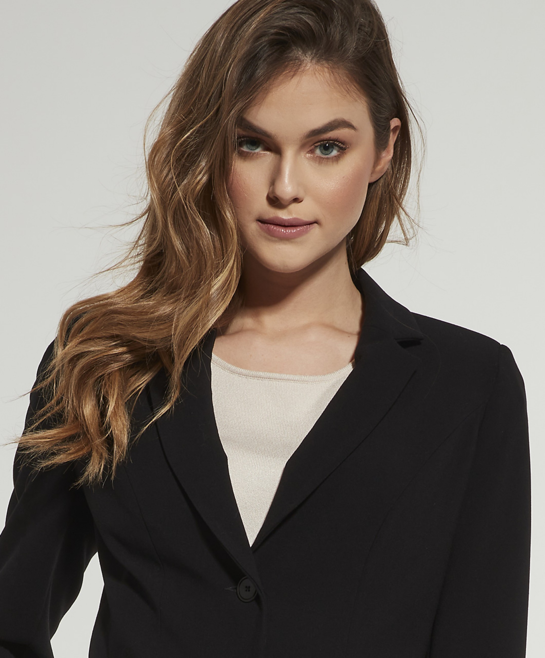 Obrazek Żakiet damski 9214771 (czarny)